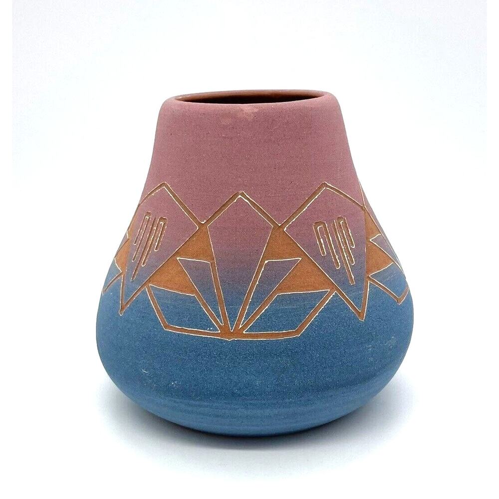 Native American Clay Pottery Vase Duane Blacktail Deer 4.5"